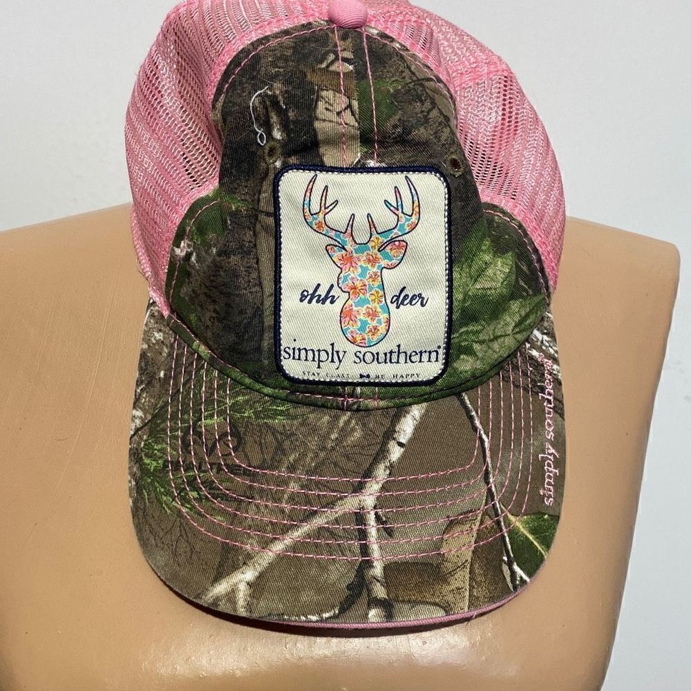 Simply Southern Womens Pink Camo‎ Ohh Deer Floral Patch Trucker Hat Snapback Cap